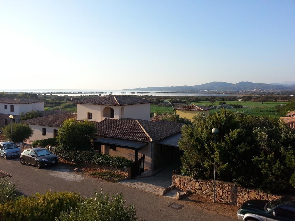 Da Teresa Acomodação com café da manhã San Teodoro  Exterior foto